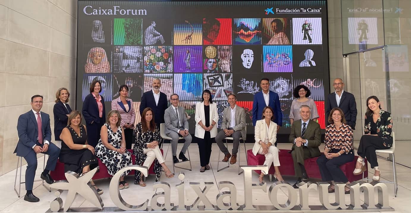 Caixaforum Y Cosmocaixa Tendr N Exposiciones Sobre Poder Femenino